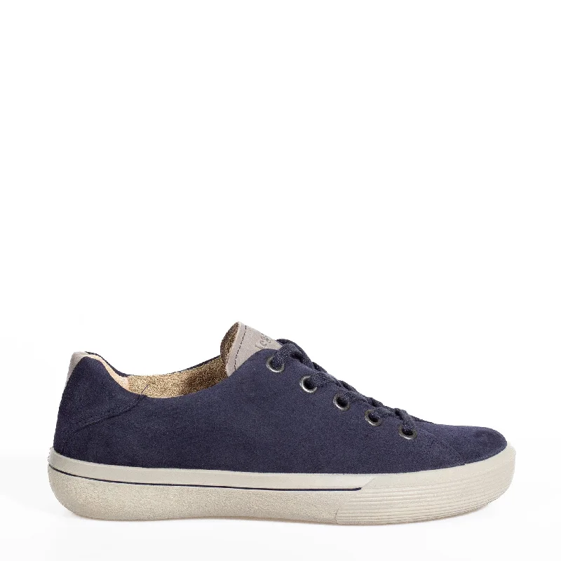 116 NAVY SUEDE