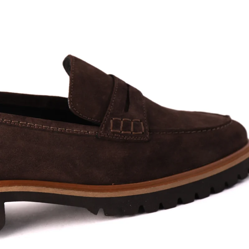 31201 Chocolate Suede