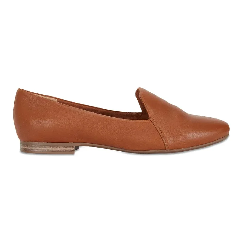 Castle Flat in Cognac Leather