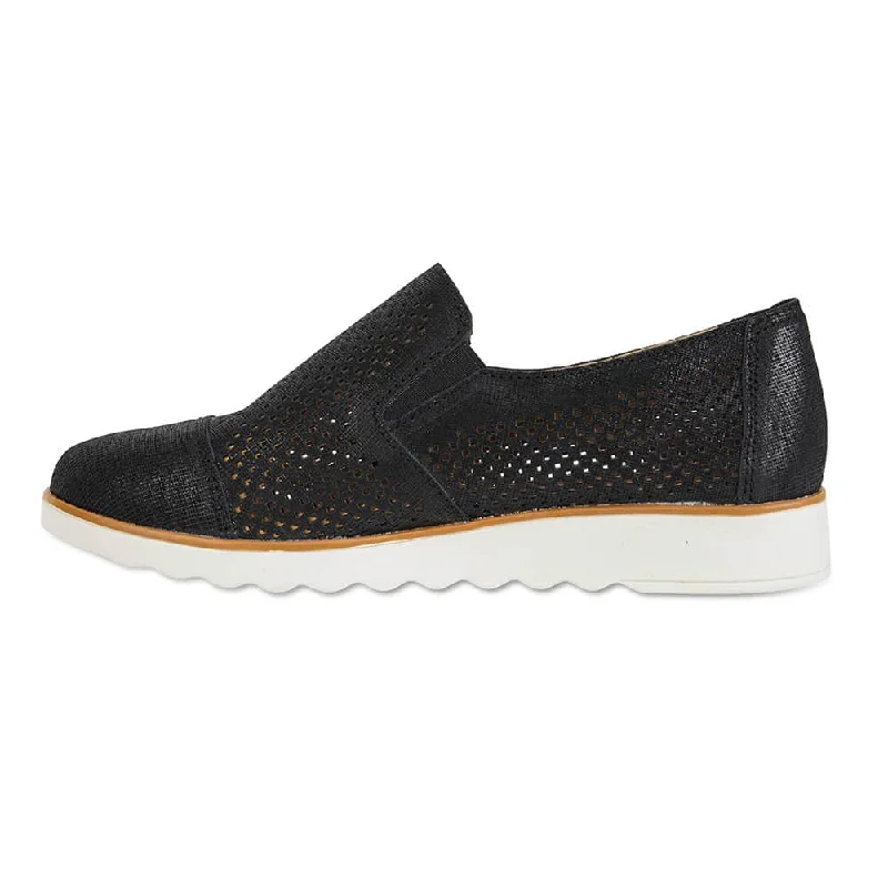 Davis Sneaker in Black Leather