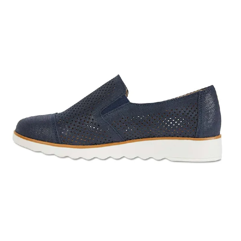 Davis Sneaker in Navy Leather