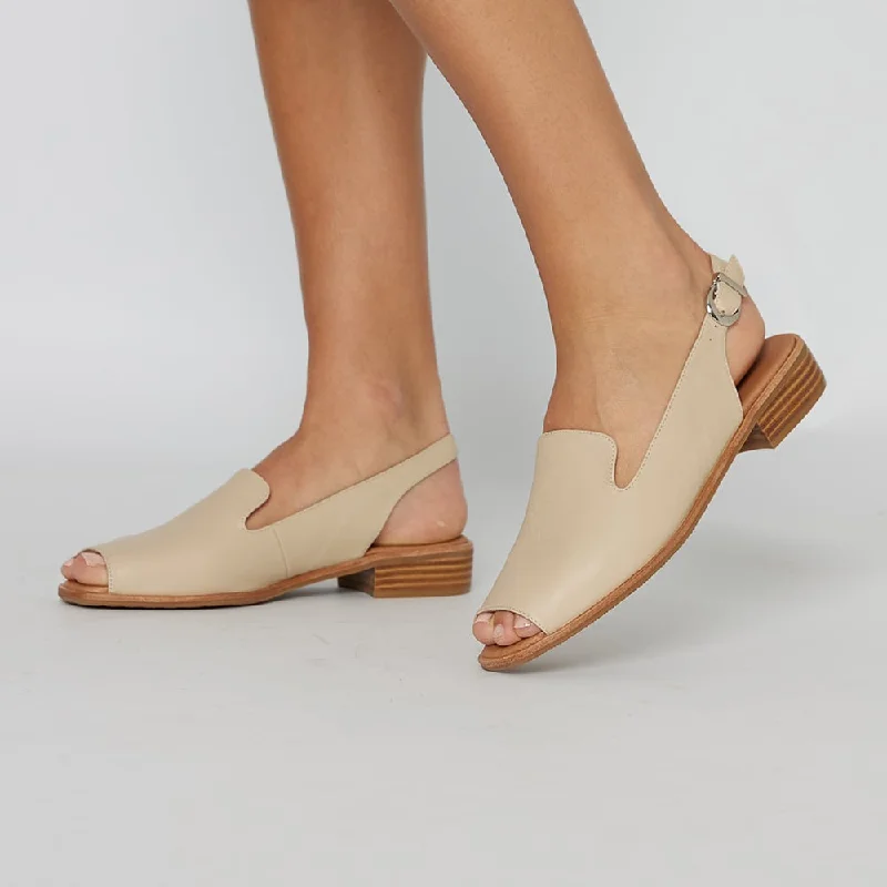 Delaney Sandal in Neutral Leather