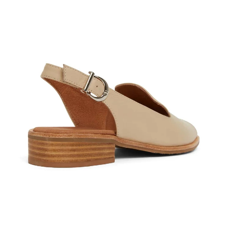 Delaney Sandal in Neutral Leather