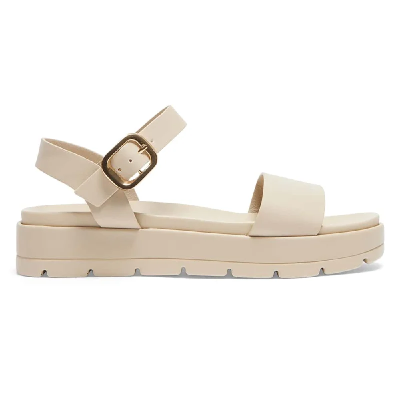 Frankie Sandal in Beige Smooth