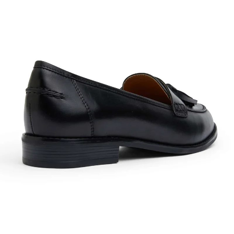 Gazebo Loafer in Black Leather