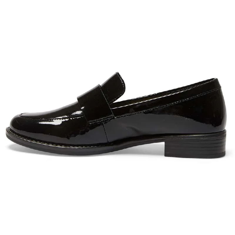 Infinity Loafer in Black Patent