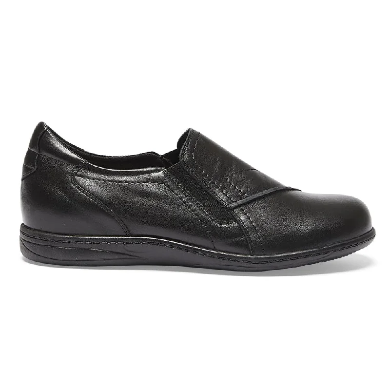 Latrobe Loafer in Black Leather