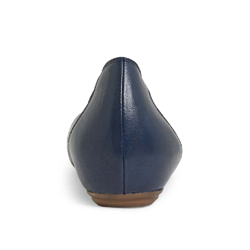 Pamper Flat in Navy Leather