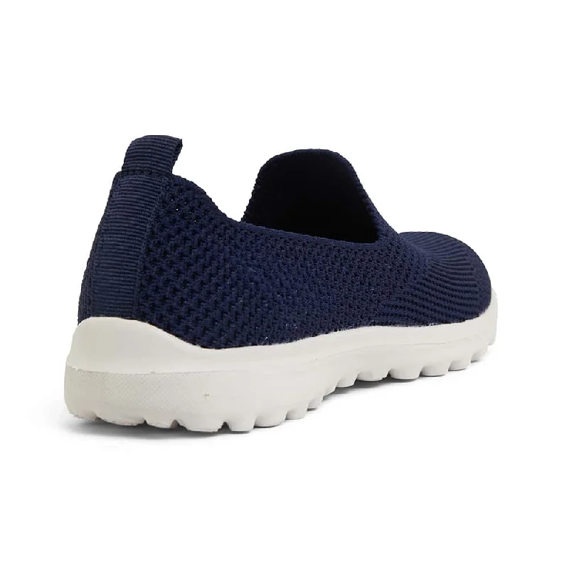 Peak Sneaker in Navy