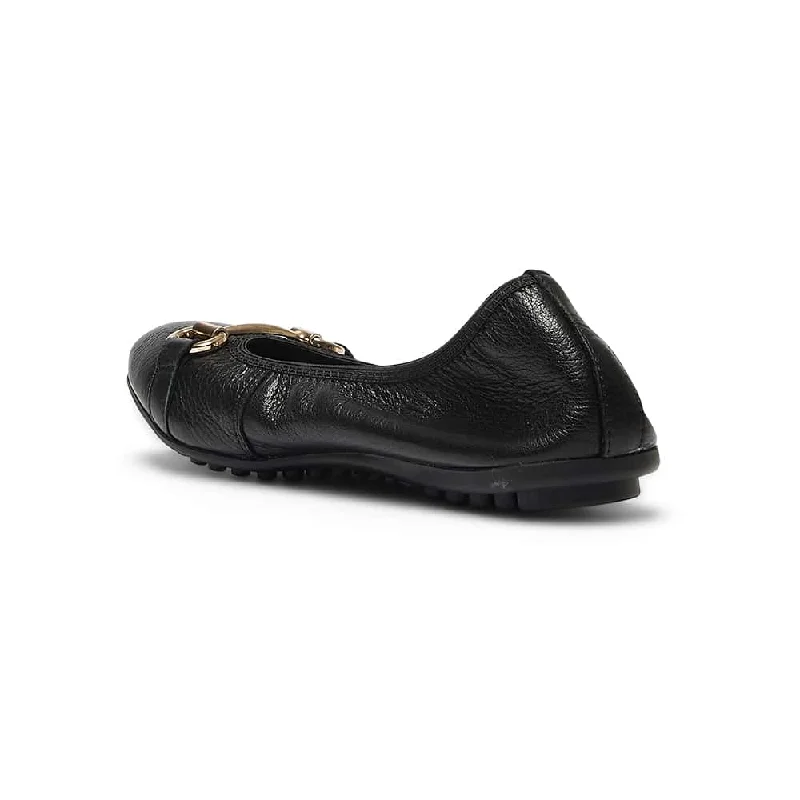 Pilgrim Flat in Black Leather