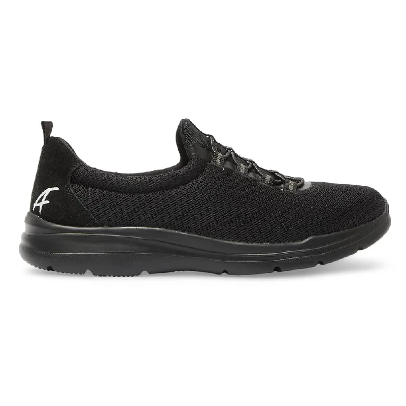 Quattro Sneaker in Black On Black