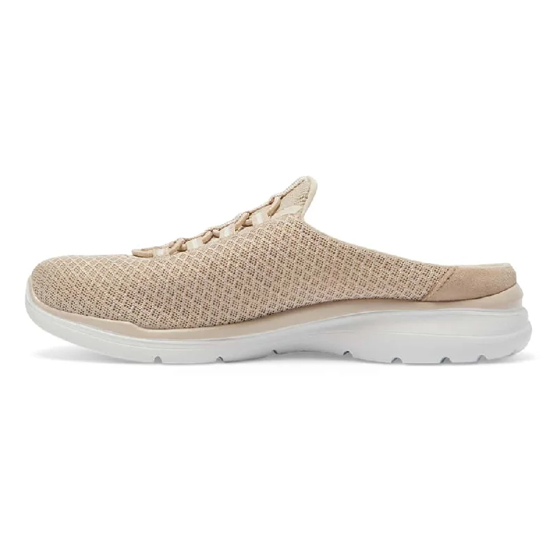 Quest Flat in Beige Knit