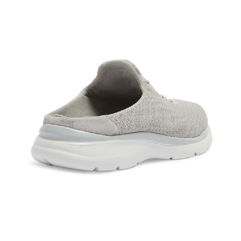 Quest Flat in Light Grey Knit