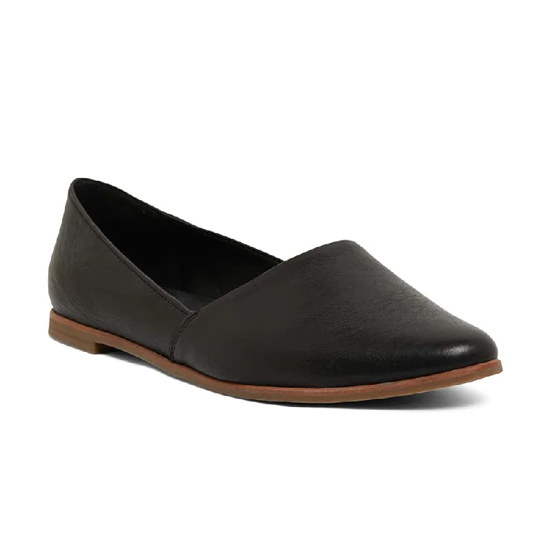 Rachael Flat in Black Leather