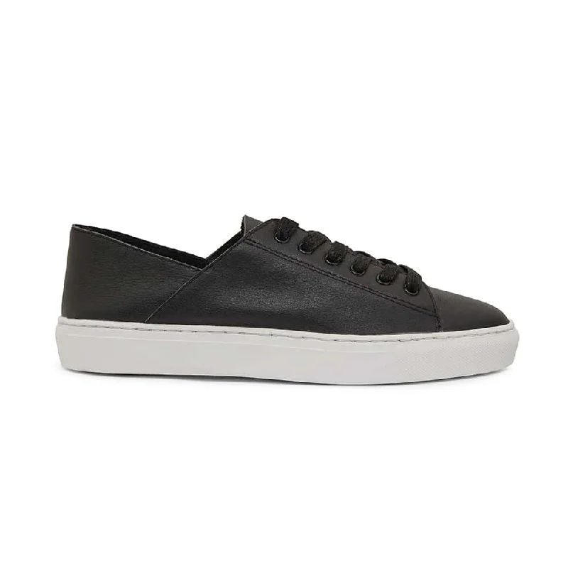 Rialto Sneaker in Black Leather