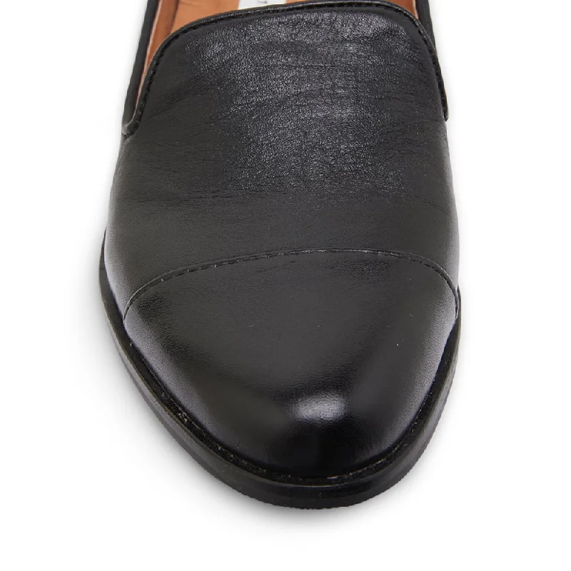 Sable Loafer in Black Leather