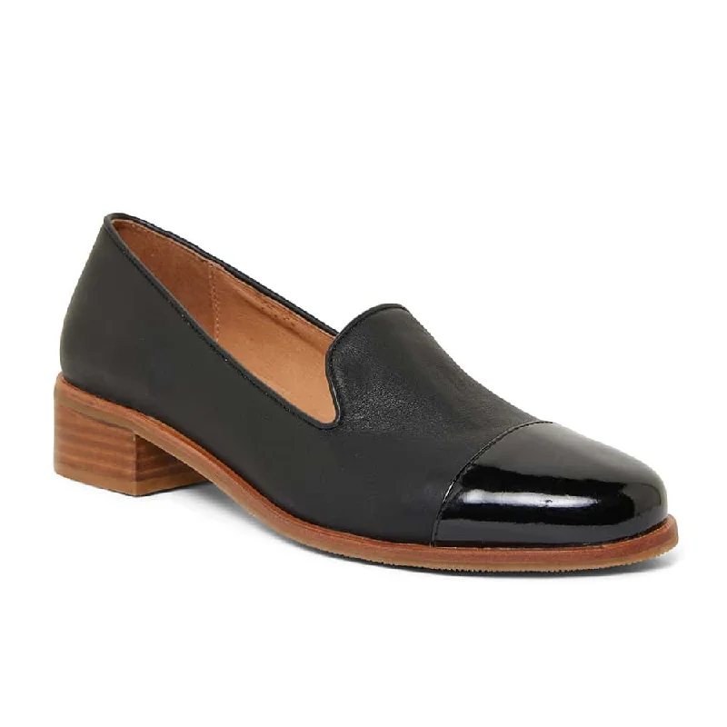 Sable Loafer in Black On Black Leather