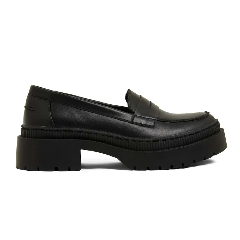 Sawyer Loafer in Black Smooth