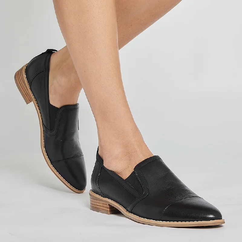 Tactic Loafer in Black Leather