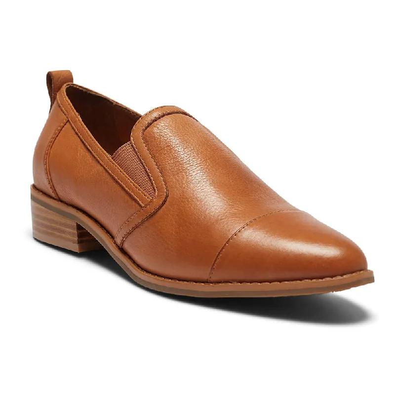 Tactic Loafer in Tan Leather