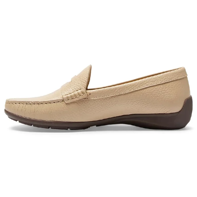 Travis Loafer in Nude Leather