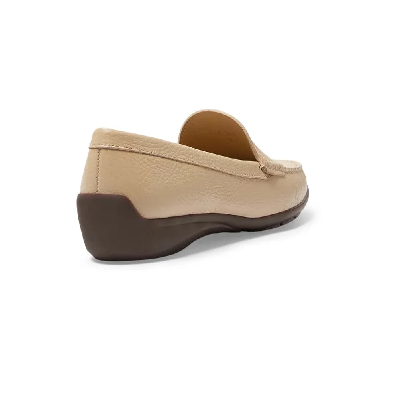 Travis Loafer in Nude Leather