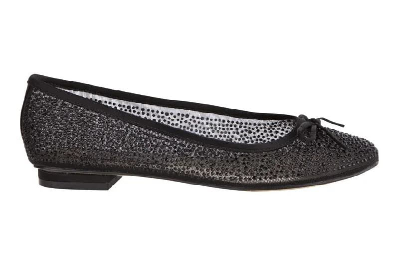 Twinkle Flat in Black Satin