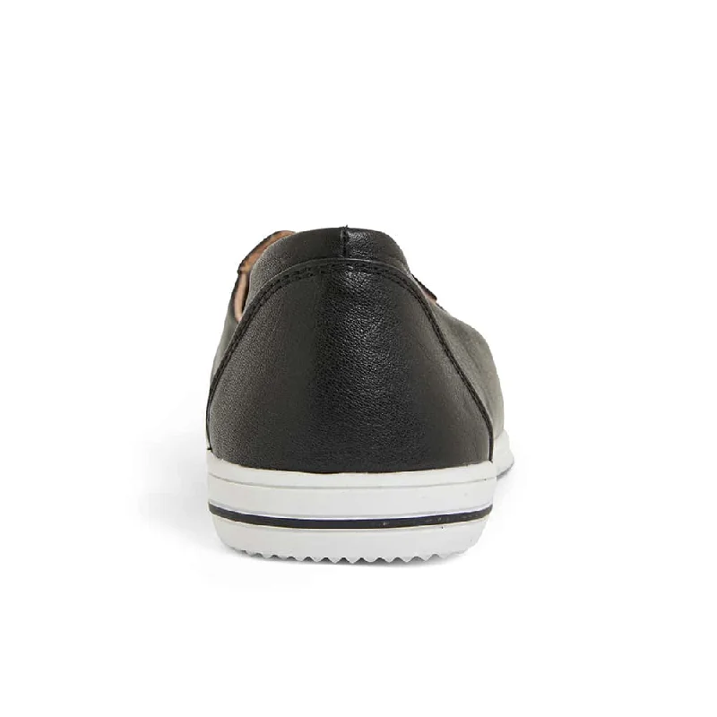 Vectra Sneaker in Black Leather