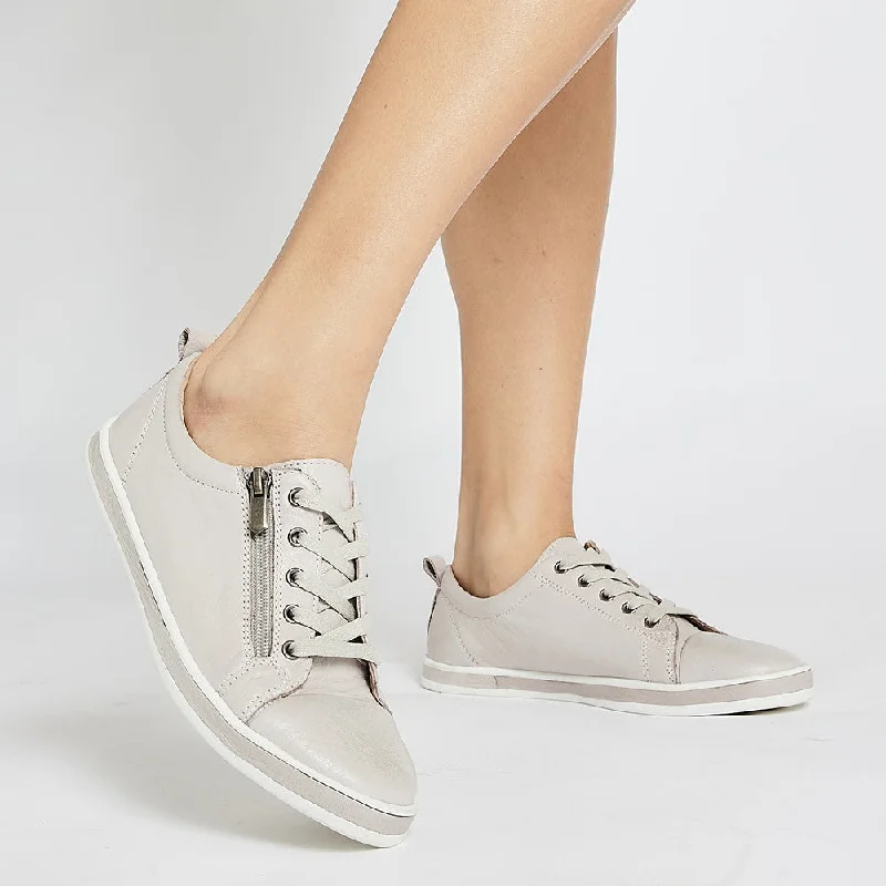 Whisper Sneaker in Light Grey Leather