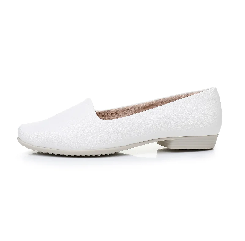 ""Graceful Comfort with White Ballet Flat Shoes"" (250.132)