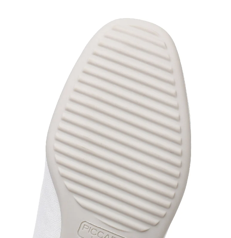 ""Graceful Comfort with White Ballet Flat Shoes"" (250.132)