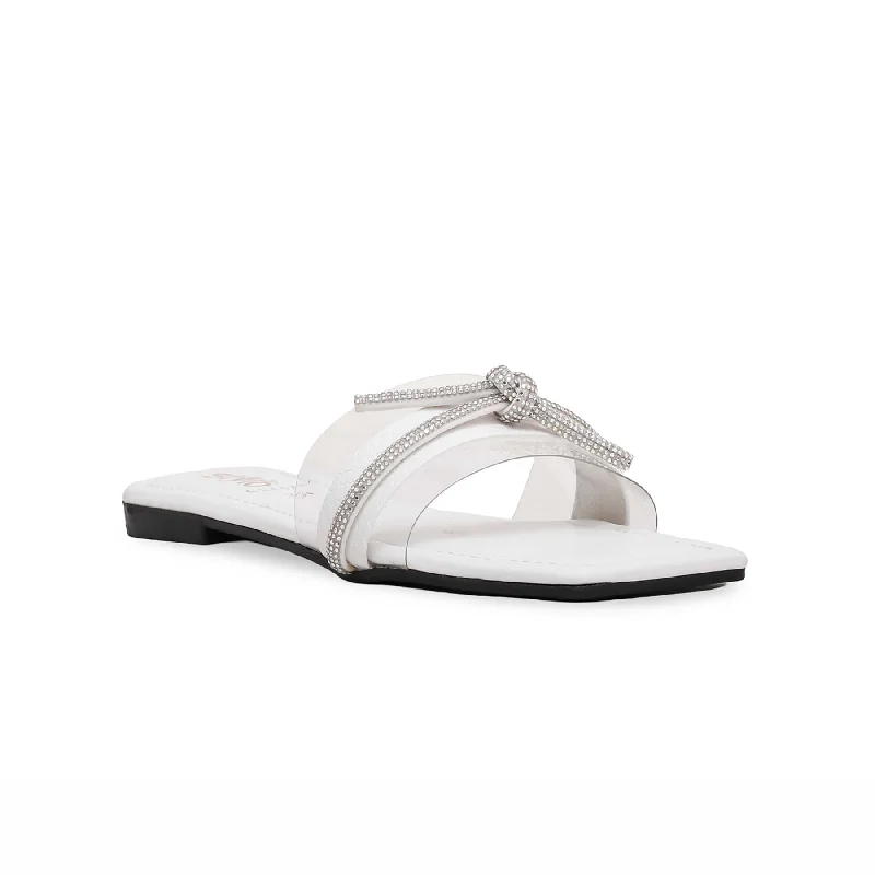 white-casual-slipper-cl1574